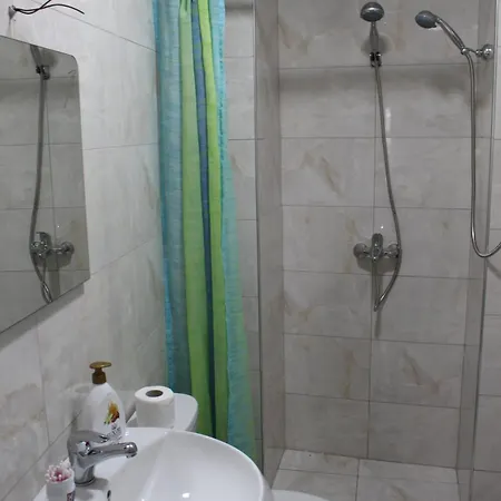Kotoni * Gjirokastra